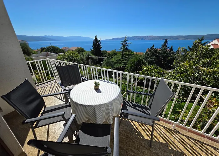 Dobrila Nv With Terrace And Sea View Apartament Novi Vinodolski