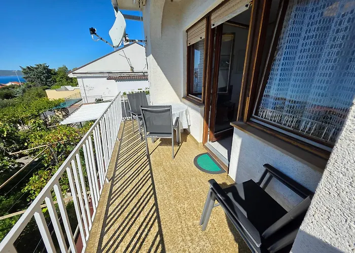 Dobrila Nv With Terrace And Sea View * Novi Vinodolski