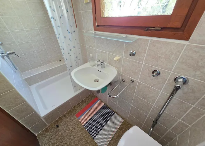 Dobrila Nv With Terrace And Sea View Apartament Novi Vinodolski