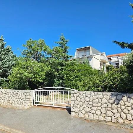 Dobrila Nv With Terrace And Sea View Apartament